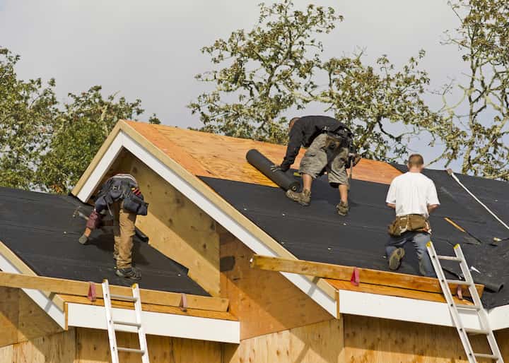Professional roofers in Simi Valley, CA.